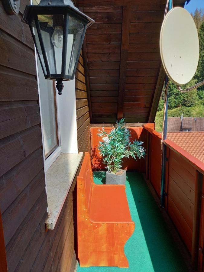 Ferienwohnung Aroba neu, auch für Monteure Fehrenbach Exterior foto