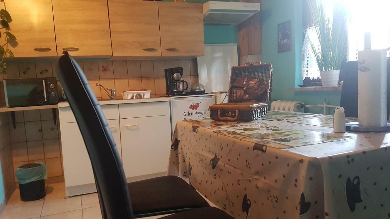 Ferienwohnung Aroba neu, auch für Monteure Fehrenbach Exterior foto